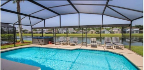 Sunny South Facing Pool with Hot Tub and Lake View Near Disney